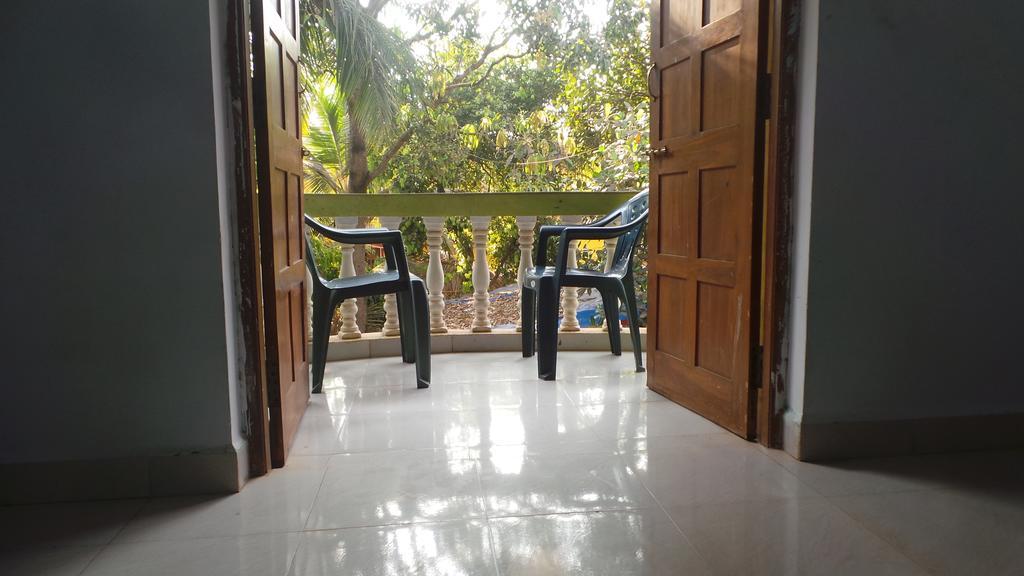 J.S Holiday Guest House Calangute Eksteriør bilde