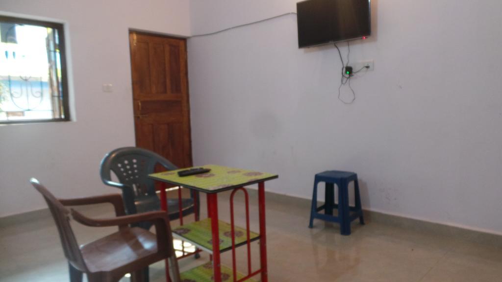 J.S Holiday Guest House Calangute Eksteriør bilde