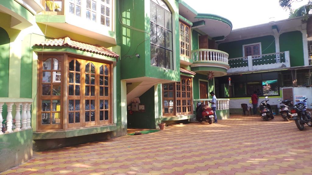 J.S Holiday Guest House Calangute Eksteriør bilde